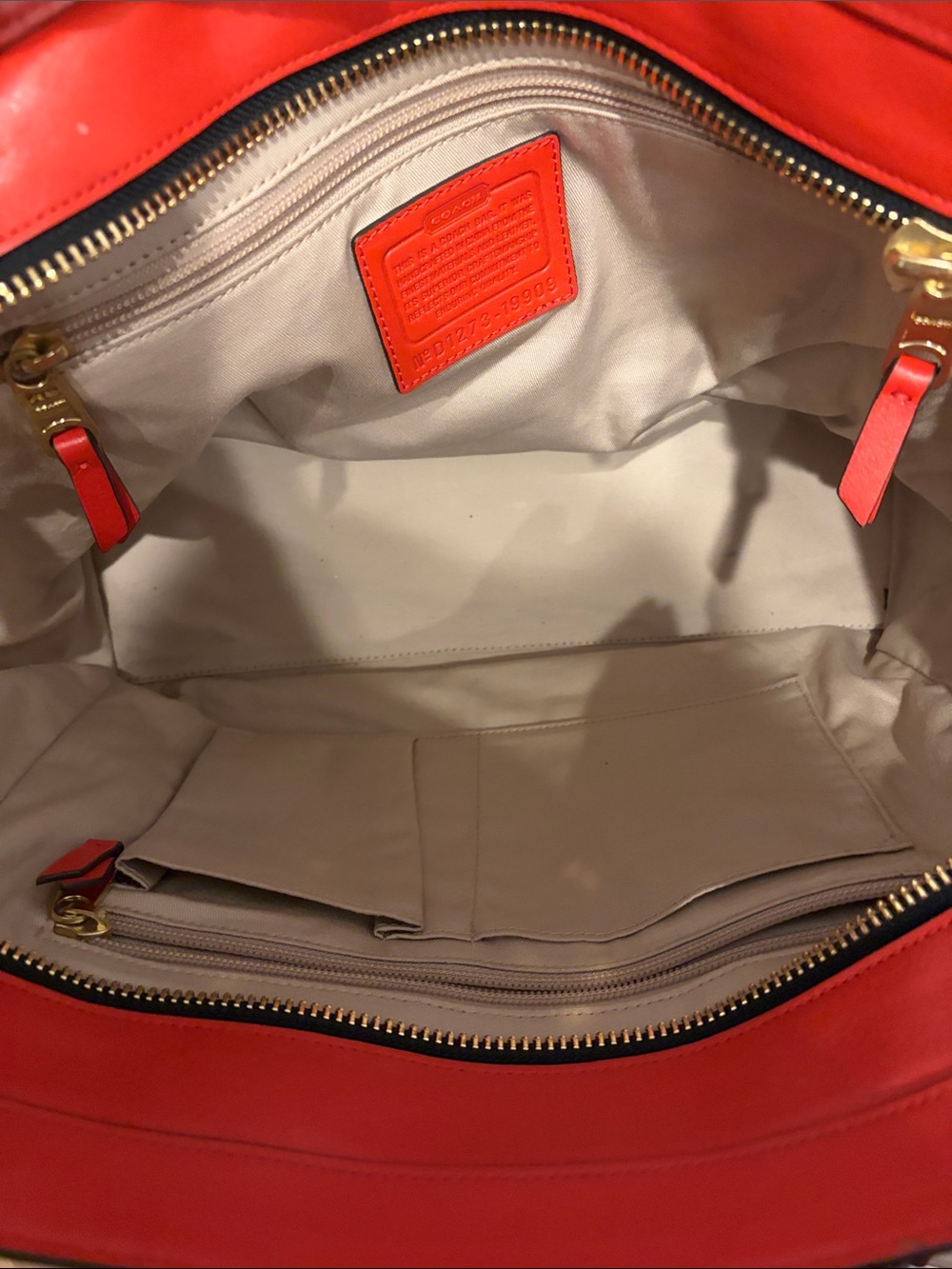 Coach Colorblock Leather Tote in Red, Navy & Tan with wallet - Picture 9 of 10